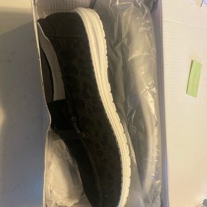 Black leopard print Gypsy Jazz shoes size 10 but run small